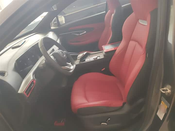 Changan UNI-T 2020 1.5 T Premium — фото 11