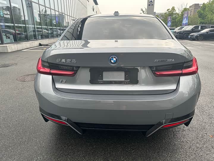 BMW i3 2024 e Drive 35 L — фото 17