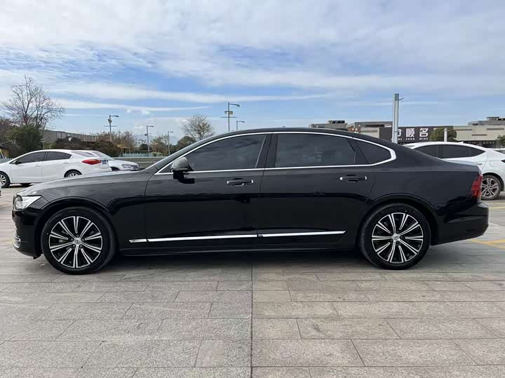 Volvo S90 2022 B 5 — фото 4