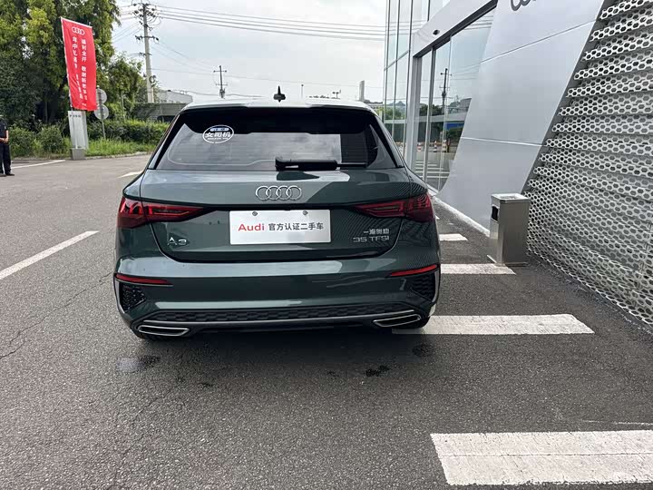 Audi A3 Sportback 35 TFSI спорт — фото 3