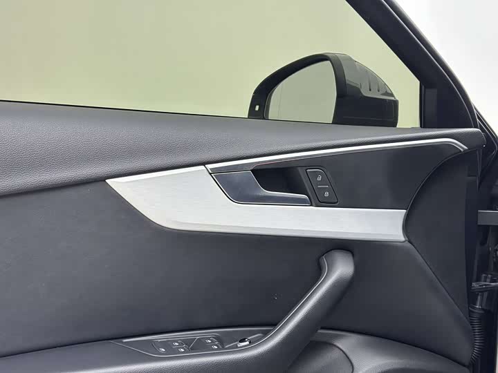 Audi A4L 2022 40 TFSI — фото 14
