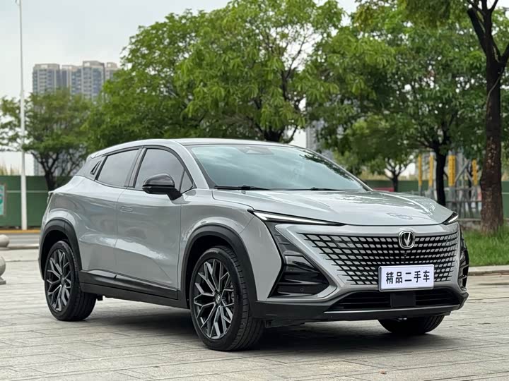 Changan UNI-T 2022 1.5 T Premium — фото 3