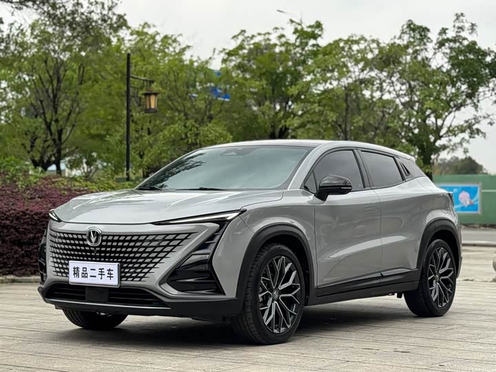 Changan UNI-T 2022 1.5 T Premium — фото 4