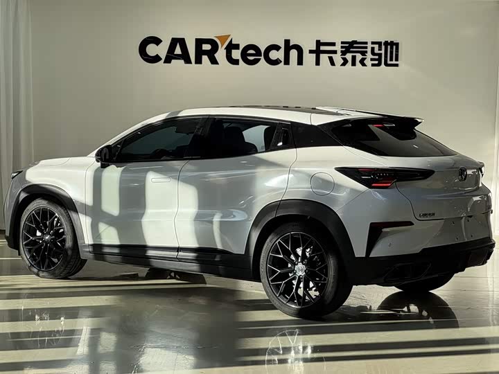 Changan UNI-T 2022 2.0 T — фото 6