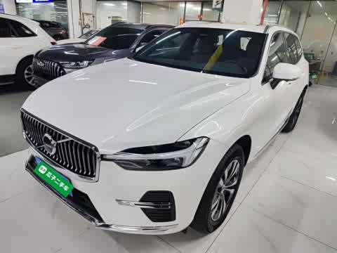 Volvo XC60 2025 B 5 4 WD — фото 26