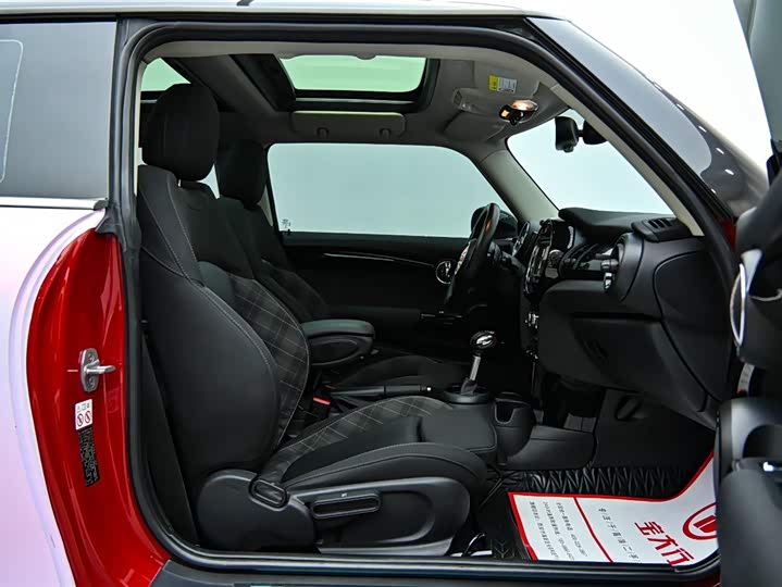 MINI Hatch — фото 12