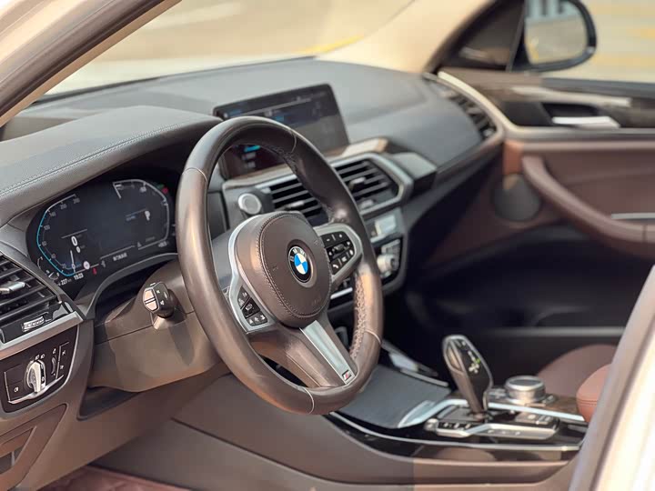 BMW X3 2020 x Drive 30i Leading M — фото 9