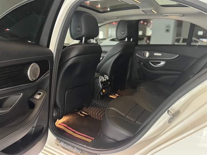 Mercedes-Benz C-Class 2019 C 260 L — фото 10