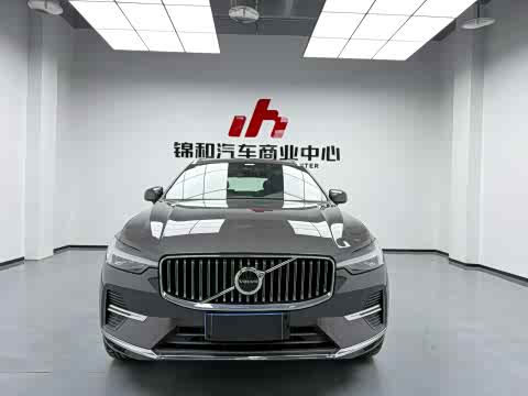 Volvo XC60 2025 B 5 4 WD — фото 15