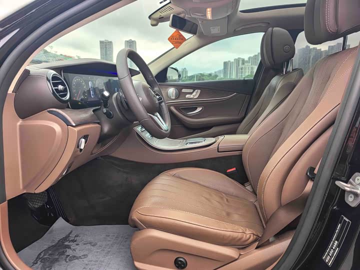 Mercedes-Benz E-Class 2020 E 300 L Luxury — фото 4