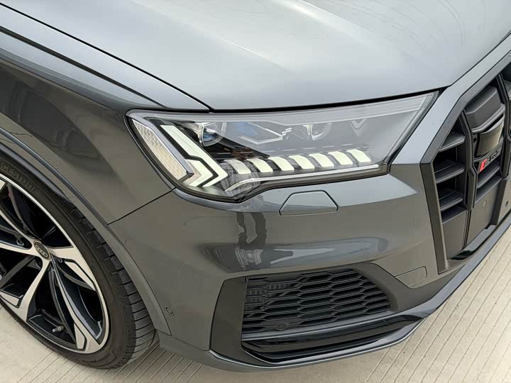 Audi SQ7 2024 4.0 TFSI — фото 24