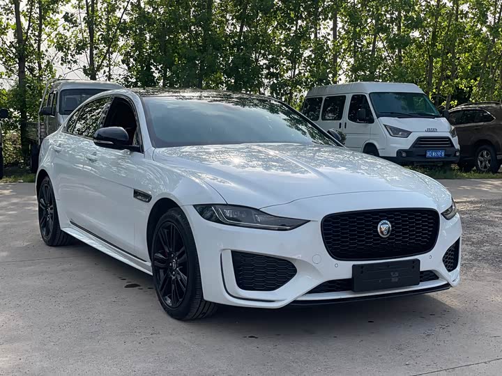 Jaguar XEL 2025 2.0 T 250 PS R-DYNAMIC 90 — фото 3
