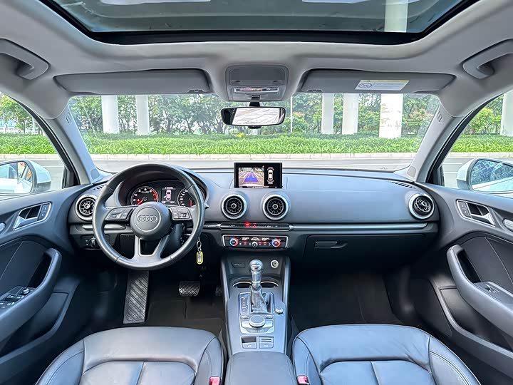 Audi A3 2018 30 Limousine 40 TFSI — фото 14