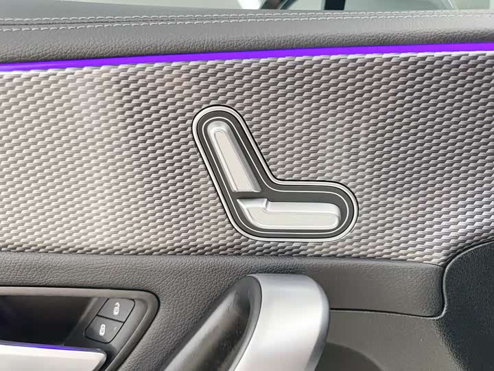 Mercedes-Benz A-Class 2021 A 200 L — фото 12