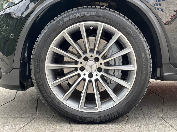 Mercedes-Benz GLC 2017 AMG GLC 43 4 MATIC — фото 8