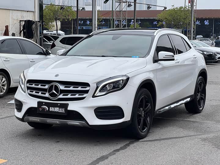 Mercedes-Benz GLA 2019 GLA 200 — фото 1