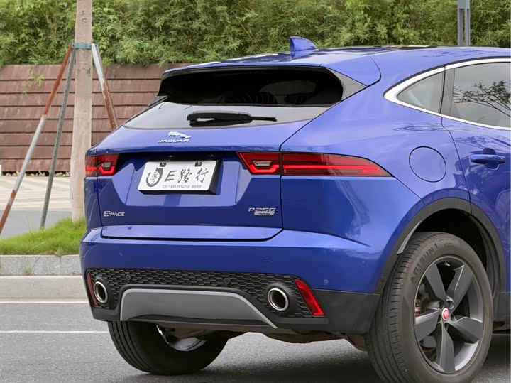 Jaguar E-PACE 2018 P 250 S V — фото 17