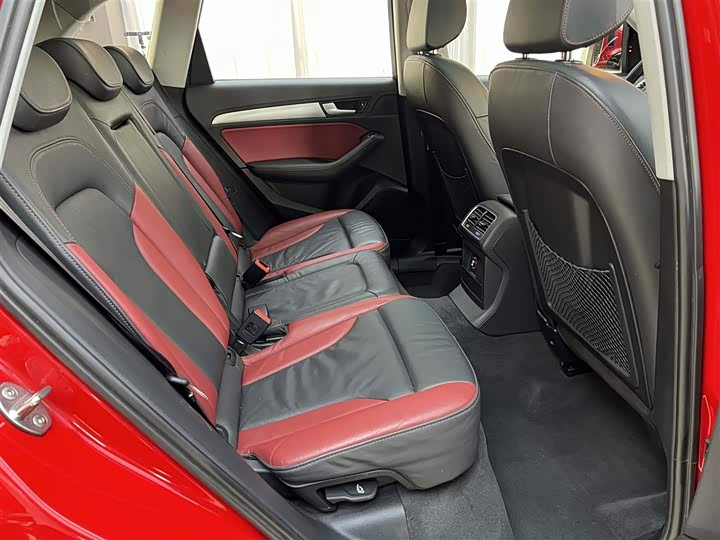 Audi Q5 2017 Plus 40 TFSI — фото 18