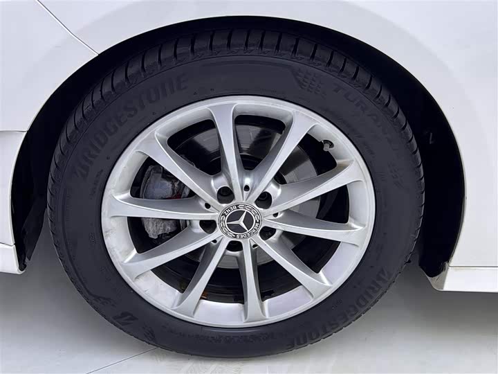 Mercedes-Benz A-Class 2020 A 200 L — фото 11