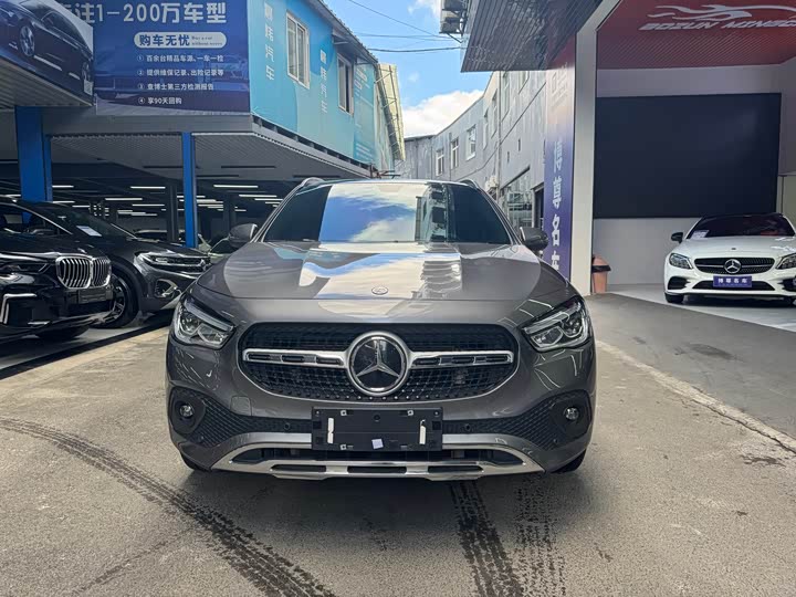 Mercedes-Benz GLA 2022 GLA 200 — фото 2