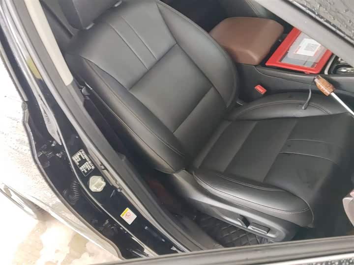 Trumpchi GS8 2019 390 T 2 WD ( ) — фото 25