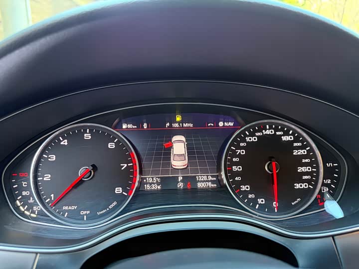 Audi A6L TFSI — фото 13