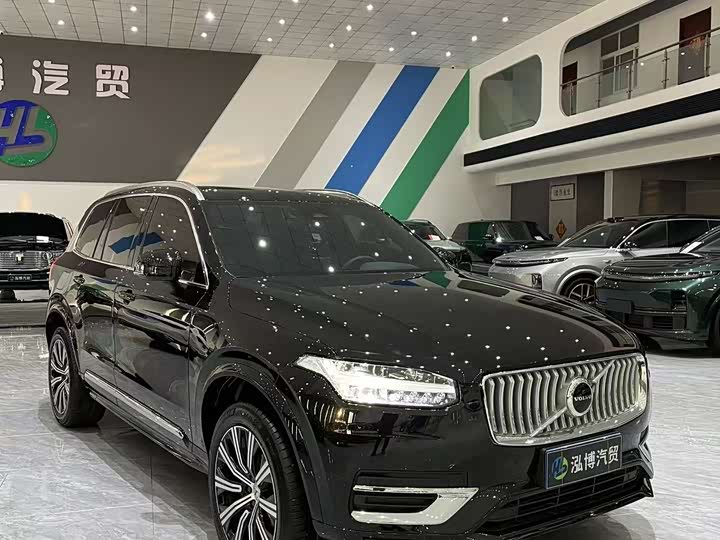 Volvo XC90 2025 B 6 7 — фото 3