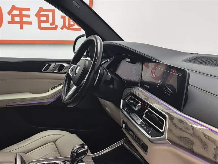 BMW X5 2019 x Drive 40i M — фото 22