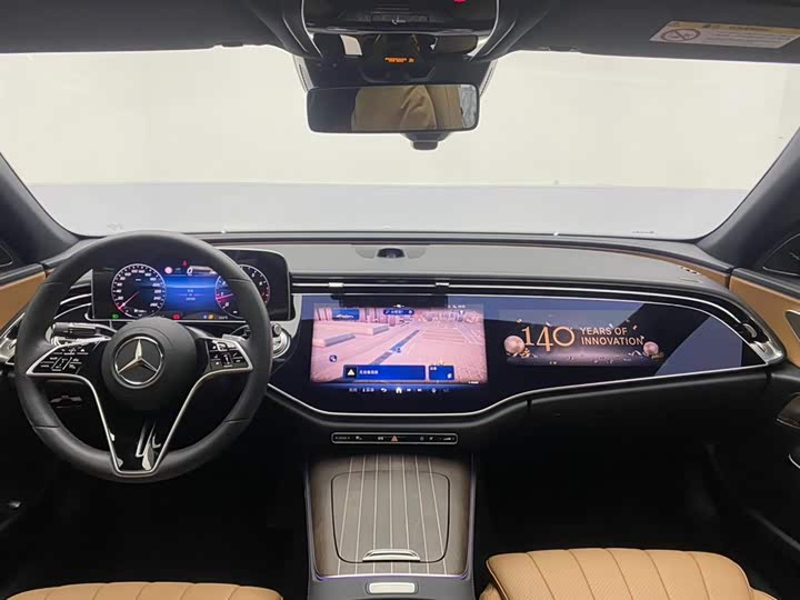 Mercedes-Benz E-Class 2024 E 300 L Luxury — фото 13