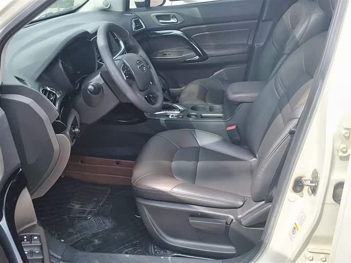 Trumpchi GS4 2017 235 T AT 2 WD — фото 15