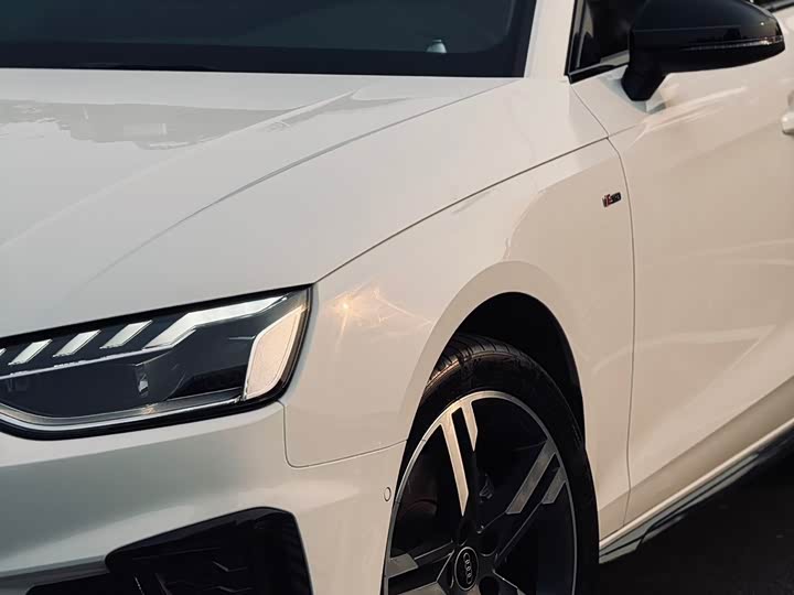 Audi A4L 2023 40 TFSI — фото 3