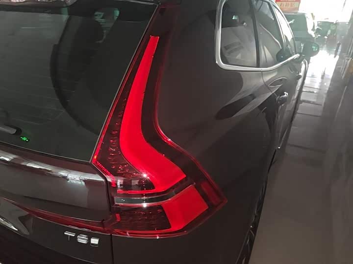 Volvo XC60 Hybrid 2026 Hybrid 4 WD — фото 8