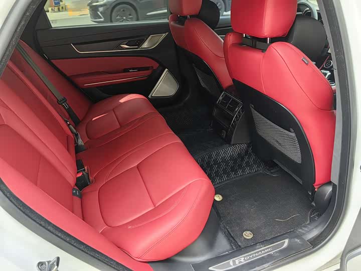 Jaguar XFL 2021 XFL 2.0 T P 250 4 WD — фото 16