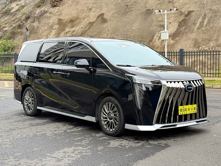 Trumpchi M8 2025 Hybrid — фото 1
