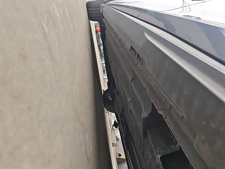 Changan UNI-V 2022 1.5 T Premium — фото 17