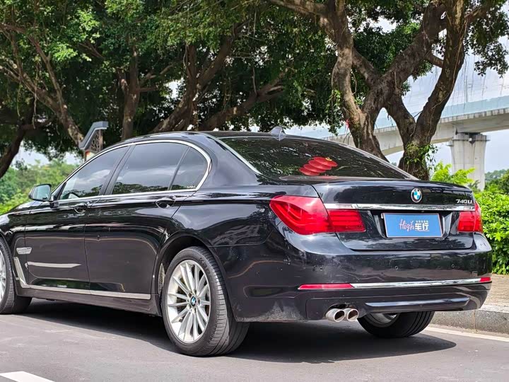 BMW 7 Series 730Li — фото 6