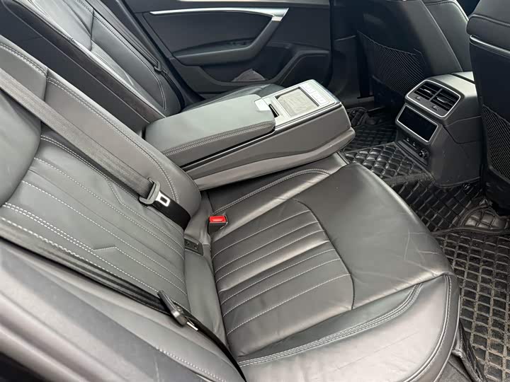 Audi A6L 2023 45 TFSI — фото 8
