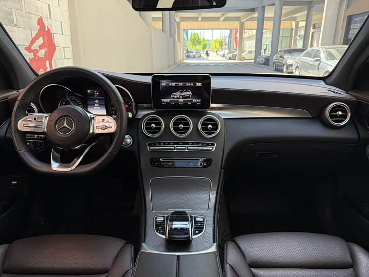 Mercedes-Benz GLC 2019 GLC 260 4 MATIC Luxury — фото 7