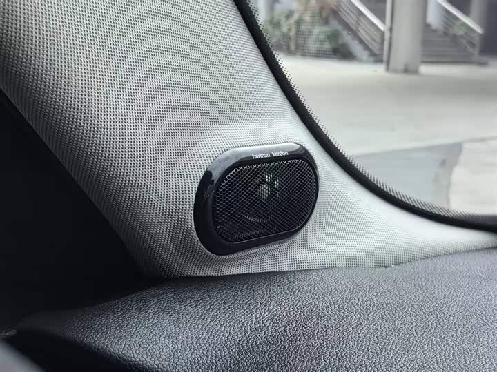 MINI Hatch — фото 14
