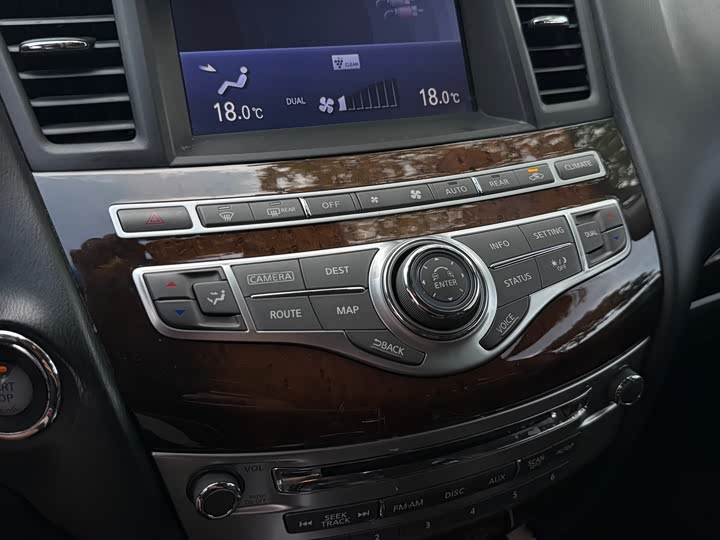 Infiniti JX 2013 JX 35 4 WD — фото 9