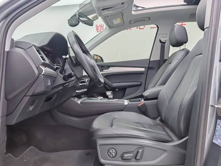 Audi Q5L 2020 45 TFSI Sport — фото 28