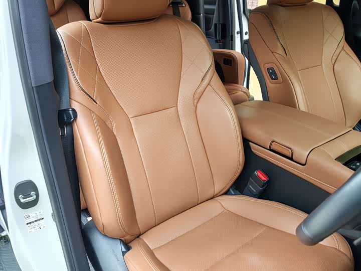 Toyota Vellfire — фото 11