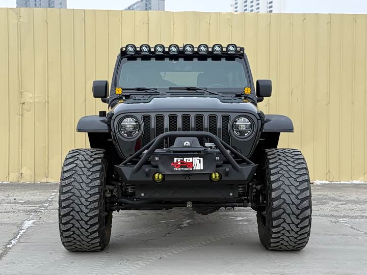 Jeep Wrangler — фото 2