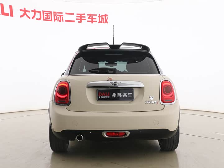MINI Hatch — фото 15