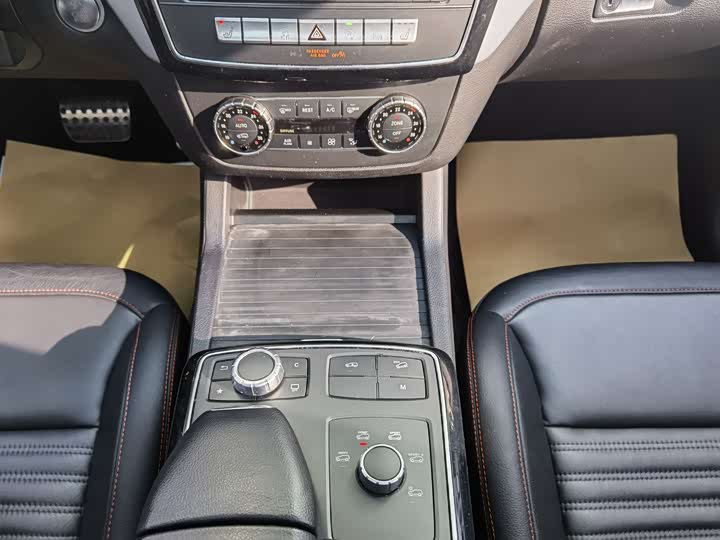 Mercedes-Benz GLE 2017 AMG GLE 43 4 MATIC SUV — фото 15
