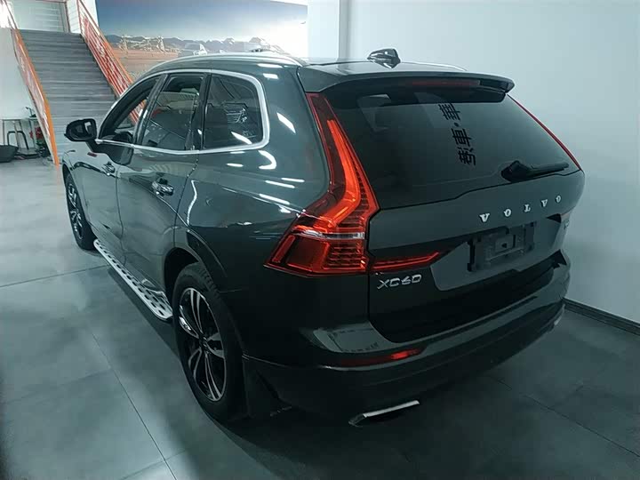 Volvo XC60 2019 T 5 4 WD VI — фото 23