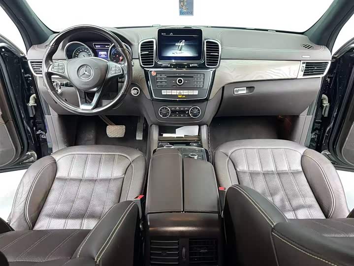 Mercedes-Benz GLE 2017 GLE 400 4 MATIC — фото 8