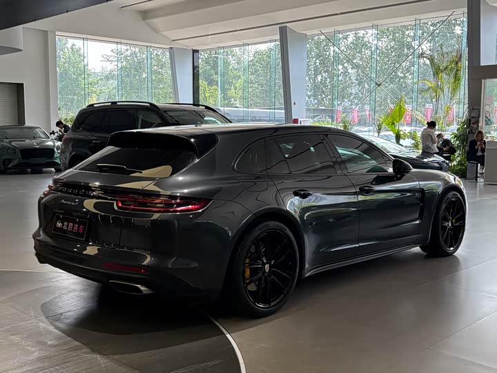 Porsche Panamera 2017 Panamera 4 Sport Turismo 3.0 T — фото 22