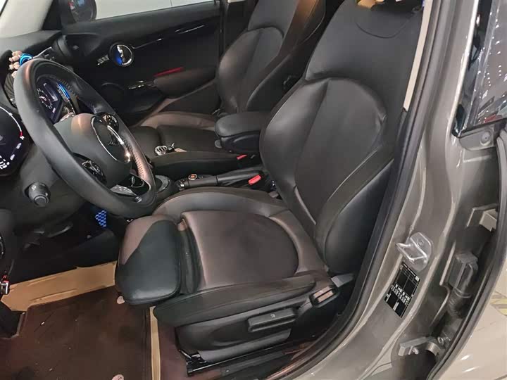 MINI Hatch — фото 15