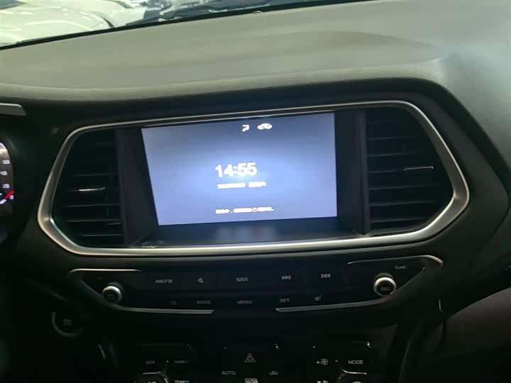 Trumpchi GS4 2017 235 T AT 2 WD — фото 13
